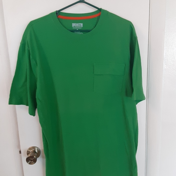 Duluth Trading Mens M Spillfighter Longtail T - Picture 1 of 5